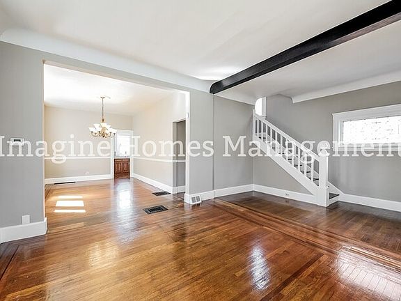 4th image of 30820 Bayridge Blvd