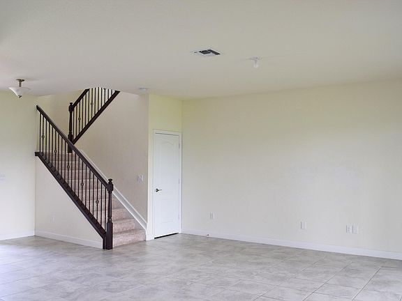 5th image of 7624 NW Greenspring St