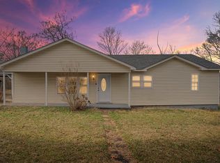 437 Dripping Springs Rd, Judsonia, AR 72081