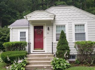 141 S Flagg St, Worcester, MA 01602