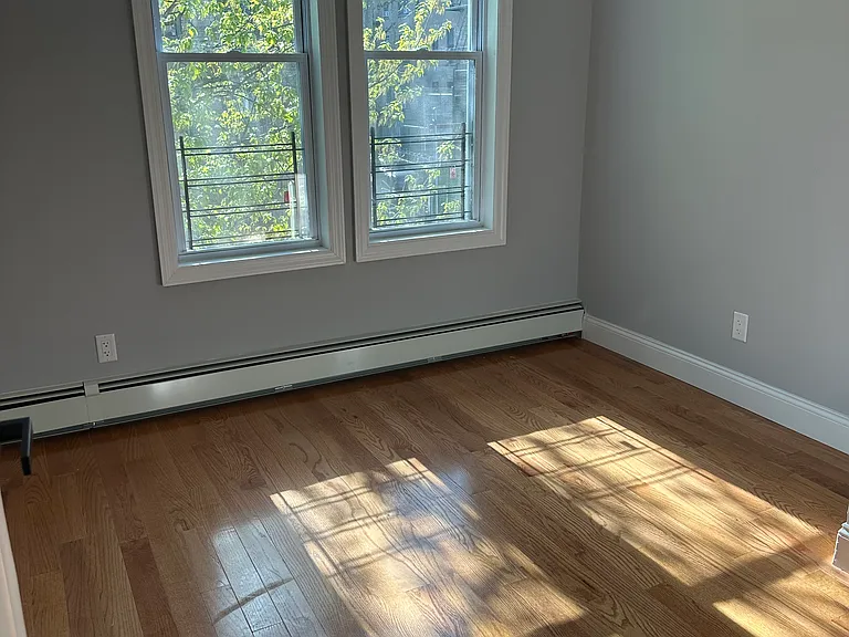 3737 White Plains Rd #5 — Photo 7