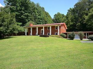 156 Spice Hollow Rd, Johnson City, TN 37604