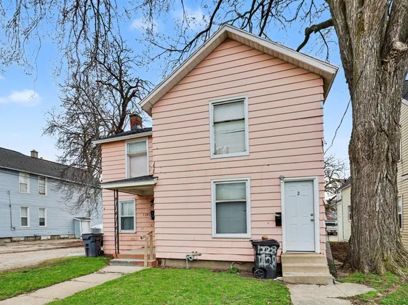 1242 Alpine Ave NW, Grand Rapids, MI 49504