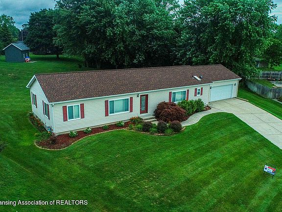 4th image of 5112 Montauk Dr NW