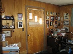 4th image of 53 Park Ave