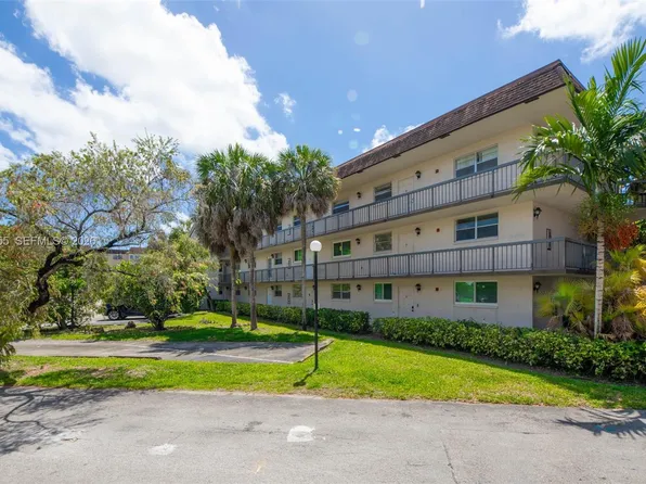 7450 NW 17th St APT 205, Fort Lauderdale, FL 33313