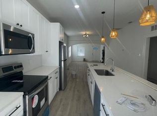 2511 W Beach St, Tampa, FL 33607