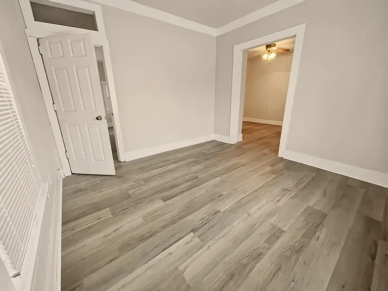 303 Rose St — Photo 5