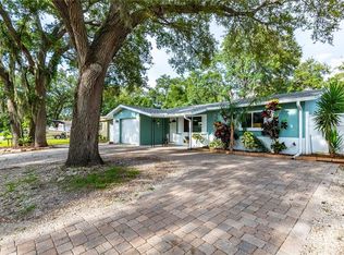 2219 Gladys St, Largo, FL 33774