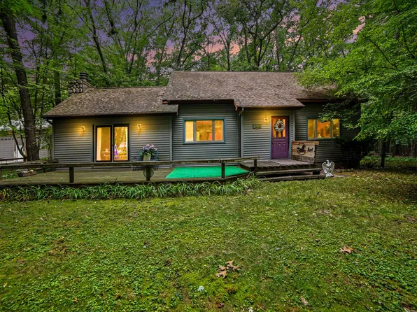 3995 Jay Rd, Whitehall, MI 49461