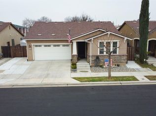 3052 Kaweah Ave, Clovis, CA 93619