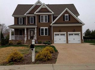 211 Arlington Pl, Carrollton, VA 23314