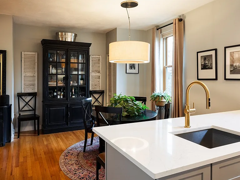 22 Church St #6 — Photo 2