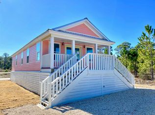 1632 Landing St, Carrabelle, FL 32322