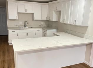 561 Prospect Ave, Riverside, CA 92507