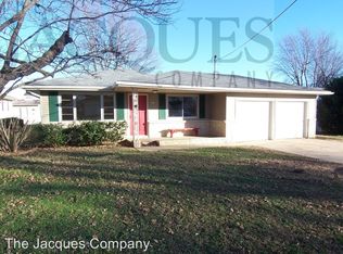 2204 N Link Ave, Springfield, MO 65803