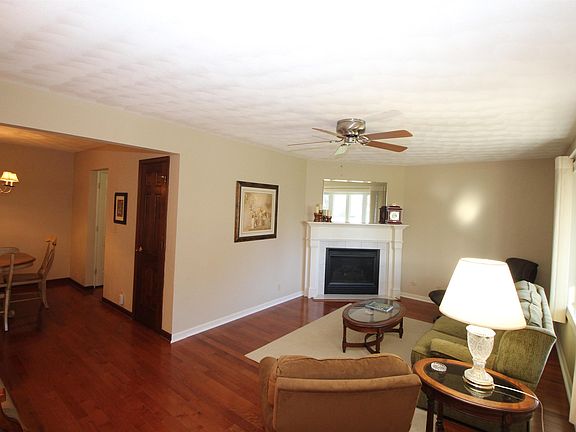 2nd image of 4400 W Cathy Cir