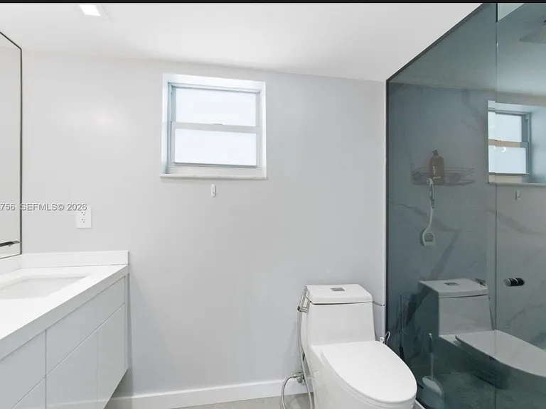 1428 Euclid Ave #207 — Photo 17