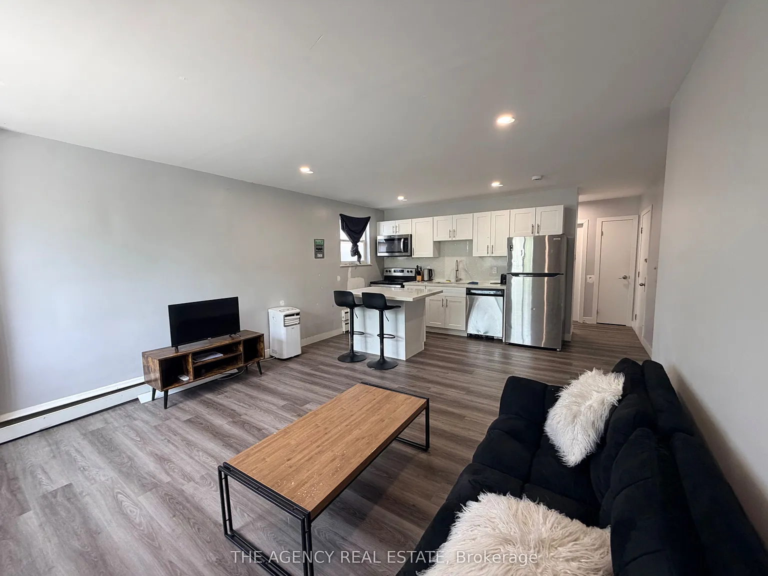 1 bed, $1,525 — Photo 3