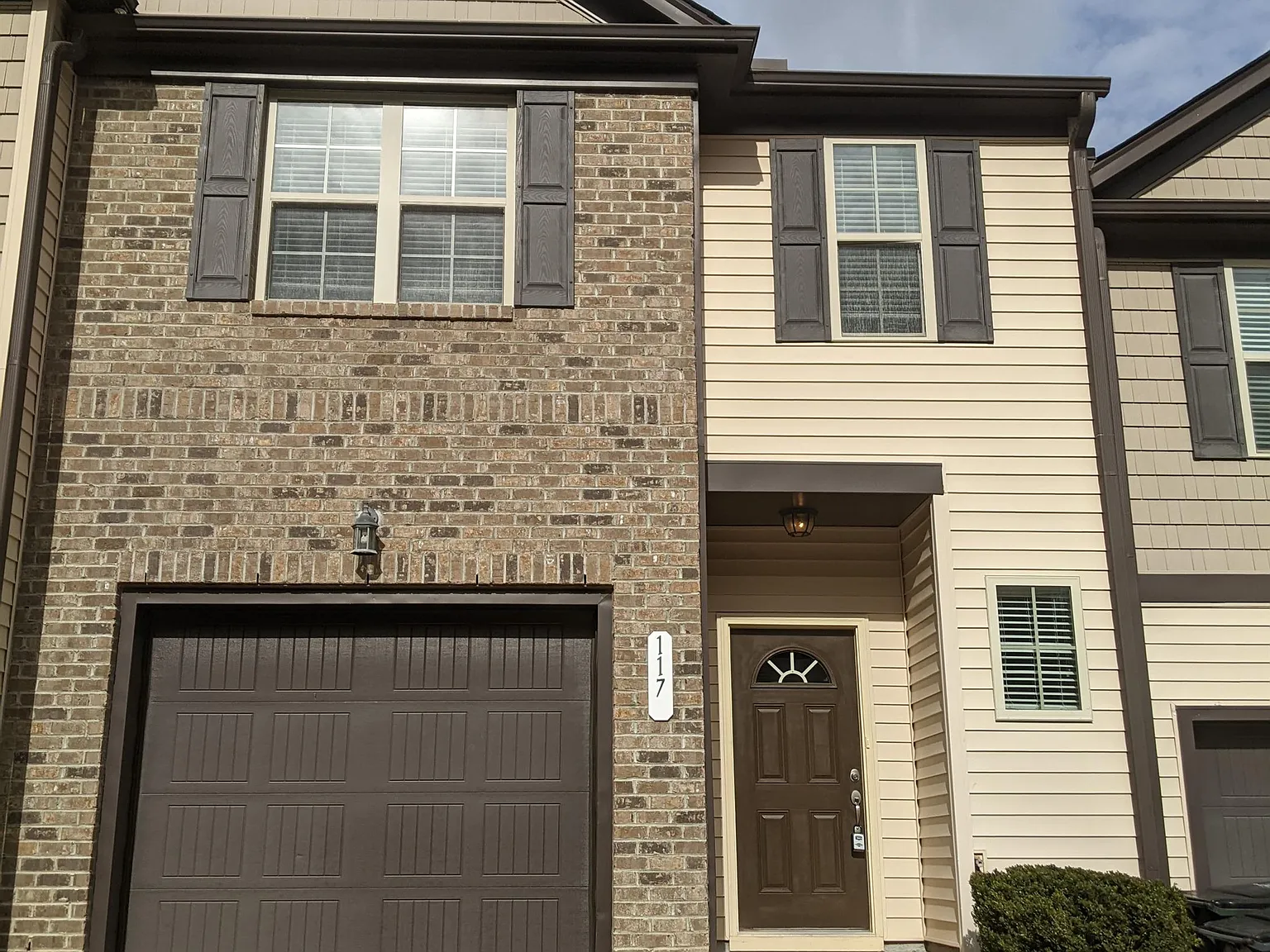 117 Bella Place - 1 — Photo 3