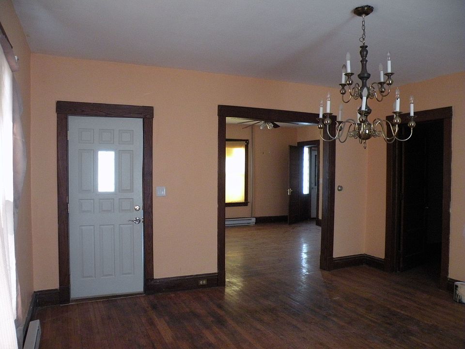 1382 Chenango St Binghamton, NY, 13901 Apartments for Rent Zillow