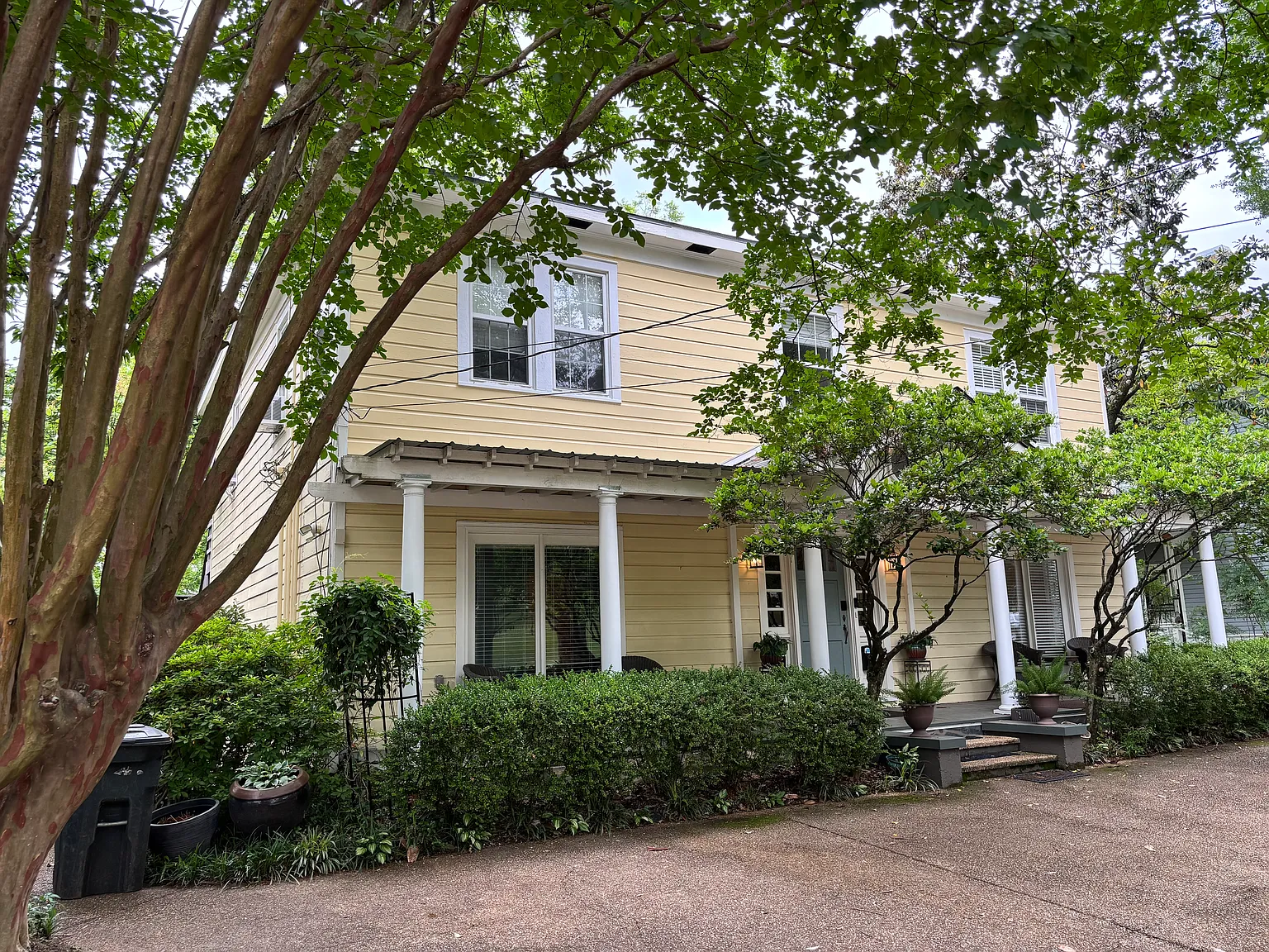 2 bed, 1800 sqft, $1,950 — Photo 2