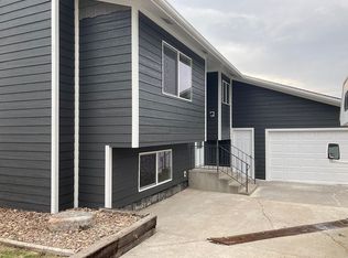 912 10th Ave NW, Great Falls, MT 59404