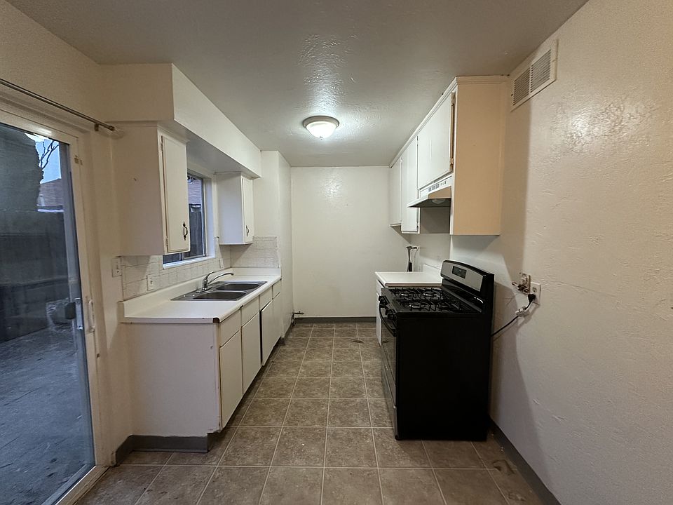 1st image of 708 El Tejon Ave