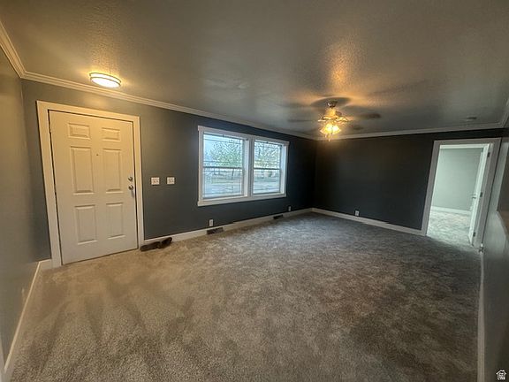 3rd image of 710 Ash St