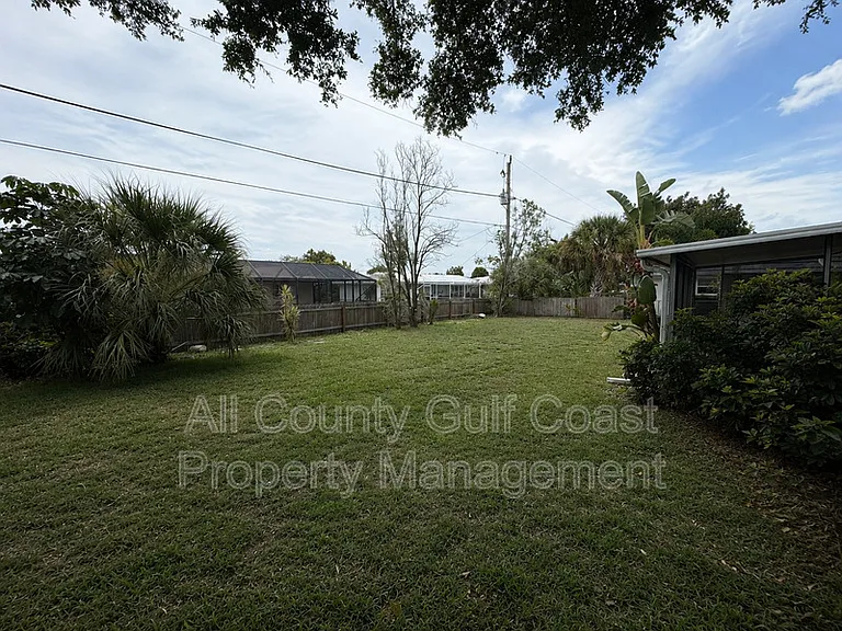 309 Degas Dr — Photo 15