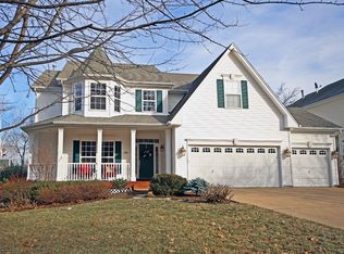 410 Hill Dr, Saint Louis, MO 63122