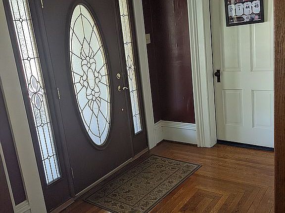 Front door atrium