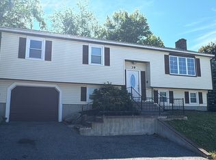 39 Westport Rd, Worcester, MA 01605