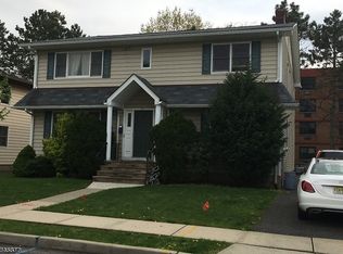 15 Renaissance Dr, Clifton, NJ 07013