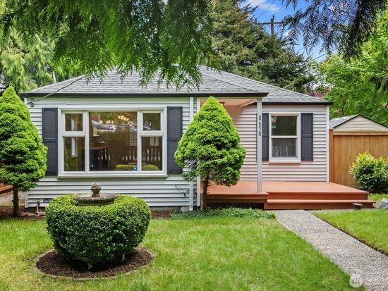 8658 10th Avenue SW, Seattle, WA 98106