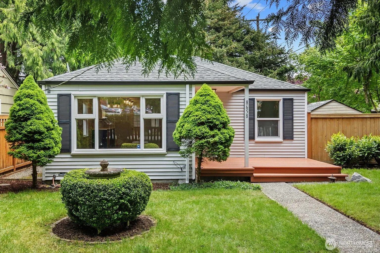 8658 10th Avenue SW photo 1