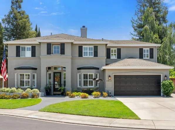 1912 Legend Dr, Modesto, CA 95357