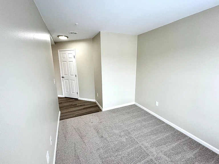 Orchard Hills Landings — Photo 79