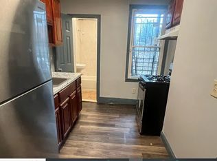46 4th St #2L, Newark, NJ 07107