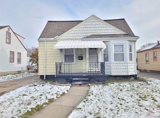 22084 Normandy Ave, Eastpointe, MI 48021