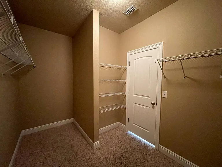 5010 Maggie Ln — Photo 7