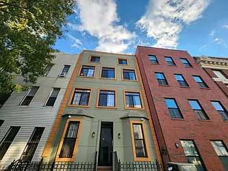 Rented by RELEASE NY