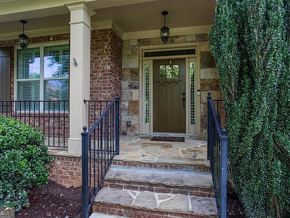 5th image of 2824 Magnolia Creek Dr NW