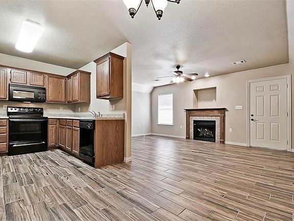 4th image of 3332 W Chevaux Dr
