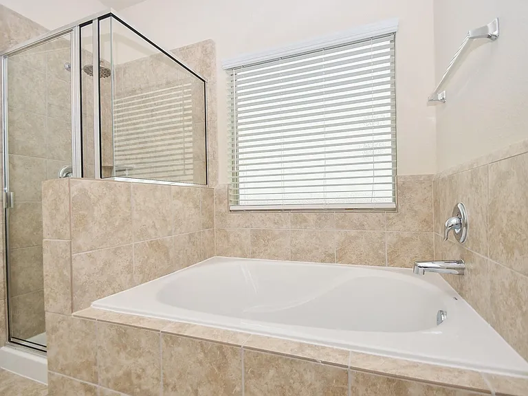 2738 Meandering Elm Trl — Photo 16