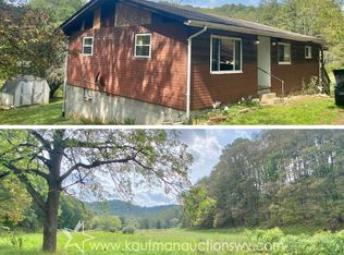 342 Saltlick Rd, Mannington, WV 26582
