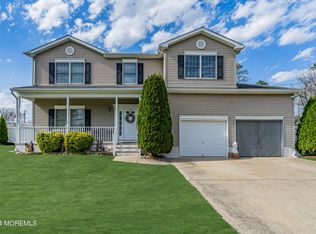 1517 2nd Ave, Toms River, NJ 08757