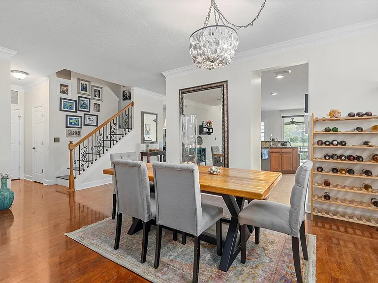 1687 Majestic View Ln — Photo 4