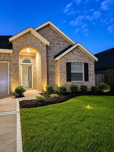 7927 Eagle Creek Ln Photo 1