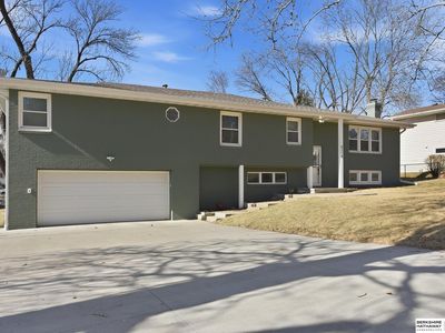 2116 S 121st St, Omaha, NE, 68144